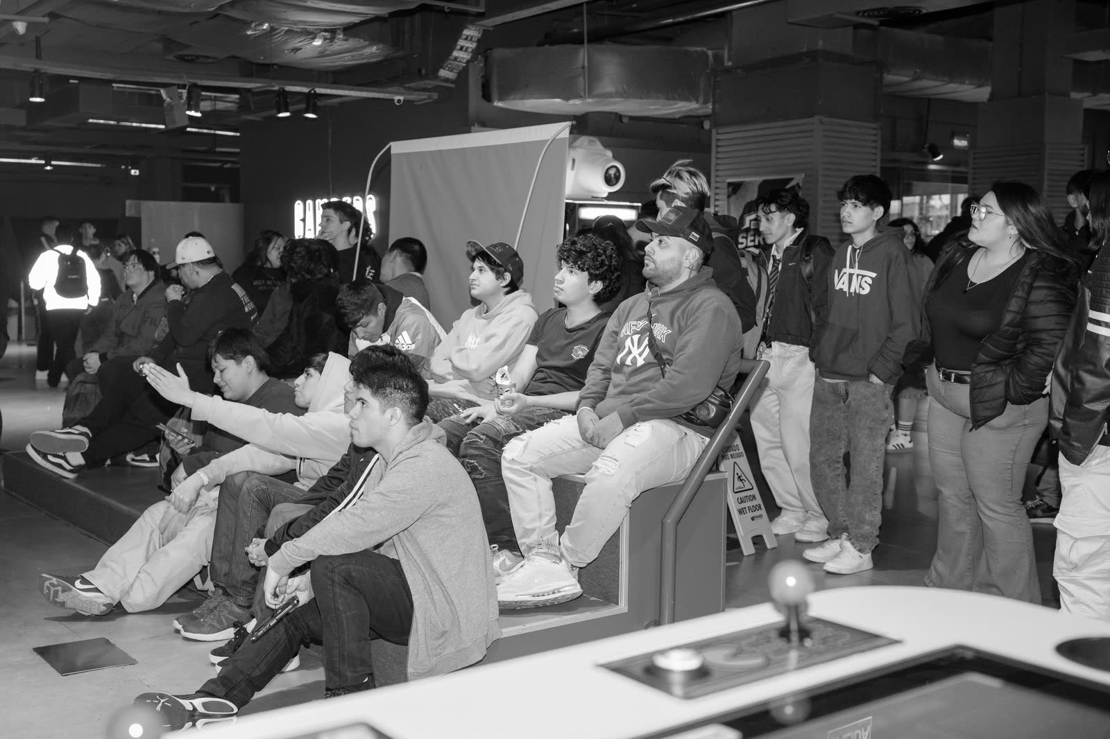 Crowd watching a BONOXS Series final
